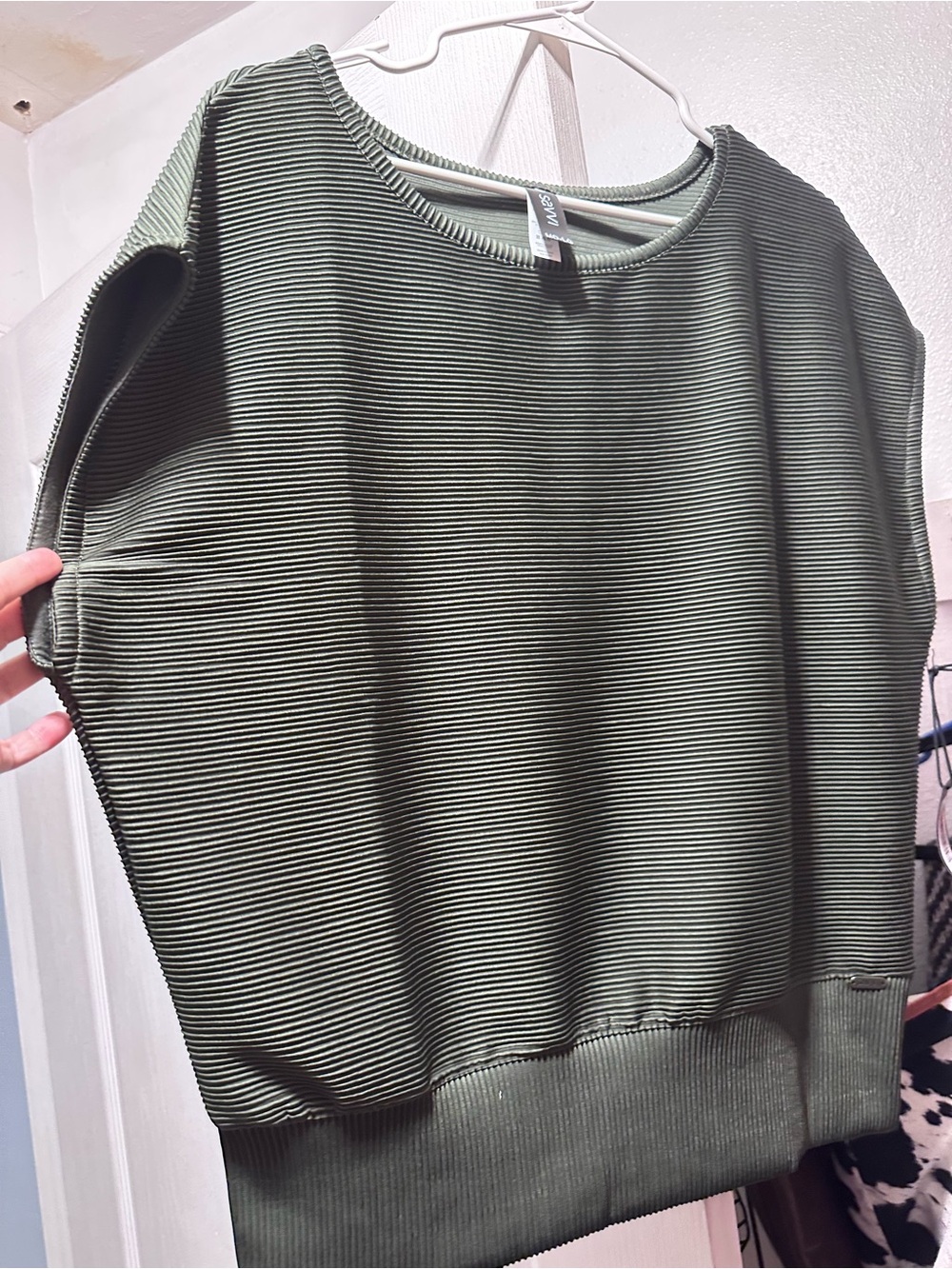 Ribbed Crewneck Tank Top in Olive Green